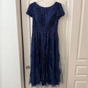JJ's House Deep Blue Lace Gown